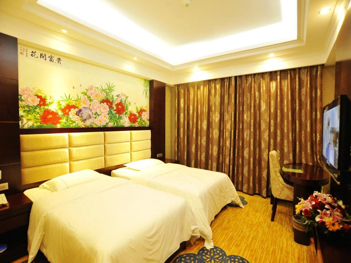 New West Street Hotel - Grand Wing Yangshuo Room photo